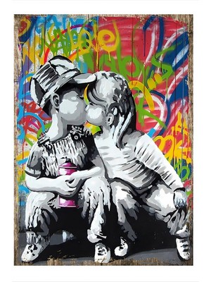 Öpüşen Çocuklar Hediyelik Mdf Tablo 50 cm x 70 cm