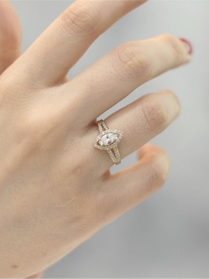 14 Ayar Altın Göz Baget Yüzük