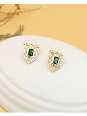 Zümrüt Kalkan Küpe