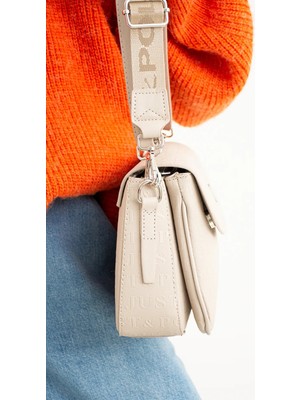 Just Polo Kadın Kabartma Desenli Orta Boy Şık El & Omuz Çantası 234073MH