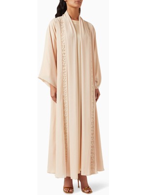 Şık Boncuk Işlemeli Abaya Seti ile Zarif ve Rahat Şıklık Her Zaman Yanınızda