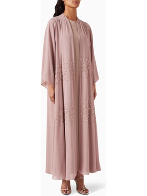 Konfor ve Zarafeti Buluşturan Payetli Abaya Seti Şık ve Rahat Tarz Arayanlar Için Ideal