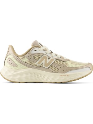 New Balance Fresh Foam Arishi V4 Tiralux Kadın Bej Koşu Ayakkabısı