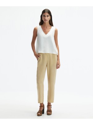 Yargıcı Kolsuz V Yaka Bluz