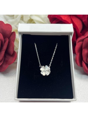 Zirkon Taşlı Dönen Dört Yapraklı Yonca Kadın Kolyesi 925 Ayar Gümüş Zincirli Rodyumlu