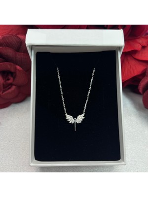 Zirkon Taşlı Melek Kadın Kolyesi 925 Ayar Gümüş Zincirli Rodyumlu
