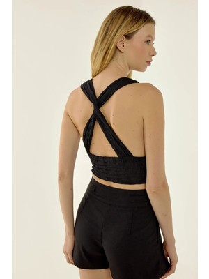 Hiccup Kadın V Yaka Çapraz Sırt Detaylı Crop Top Siyah