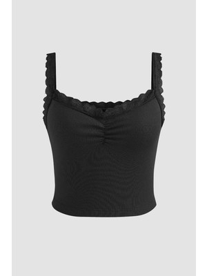 Hiccup Kadın Dantel Detaylı Kısa Üst Siyah