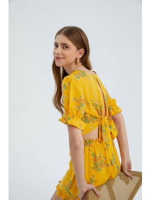 Hiccup Kadınlar Çiçekli Surplice Yaka Kısa Kollu Crop Top Sarı
