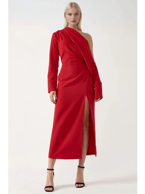 Hiccup Kadın Asimetrik Yaka Yırtmaçlı Bodycon Midi Elbise Kırmızı