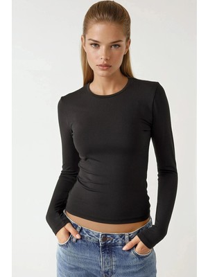 Hiccup Kadın Uzun Kollu Yuvarlak Yaka Esnek Üst Siyah