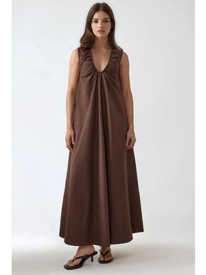 Hiccup Kadın U Yaka Büzgü Detaylı Maxi Elbise Koyu Mocha Kahve
