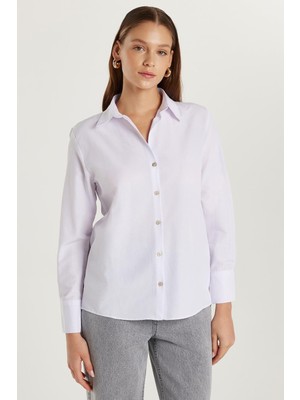 Kadın Slim Fit Dar Kesim Uzun Kollu Spor Yaka Beyaz Gömlek