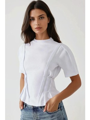 Hiccup Kadın Fitted Bisiklet Yaka Tişört Beyaz