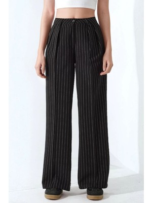 Hiccup Kadın Çizgili Geniş Paça Pileli Palazzo Pantolon Siyah