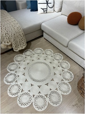 MaVaux Marguerite Trikot Papatya Model Oval Kilim Düz Desen ve Polipropilen Malzeme ile Şık Tasarım