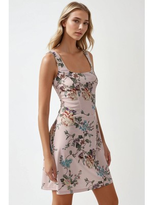 Hiccup Kadın Kare Yaka ve Çiçekli Desenli Bodycon Mini Elbise Allık Pembe