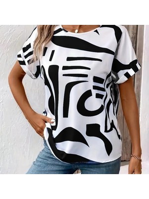 Kadın Kısa Kollu Yuvarlak Yaka Desenli Süprem Bluz