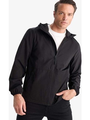 DeFacto Su İtici Kapüşonlu Yağmurluk C5821AX25AU