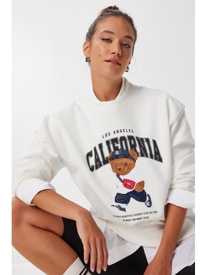Ayıcık Armalı Baskılı Oversize Örme Sweatshirt LMC0074 Ekru