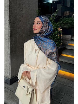 Krem Silver Kilit Detay El Çantası