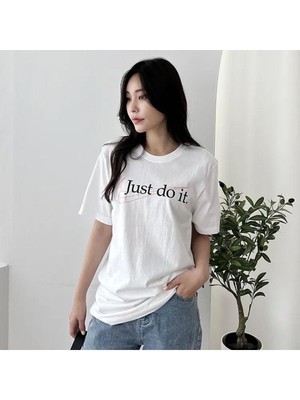 Men's Futura Swoosh Unisex T-Shirt