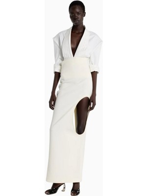 Inci Beyazı Yüksek Bel Maxi Kalem Etek Yırtmaç ve Kesik Detaylı Modern Şıklık