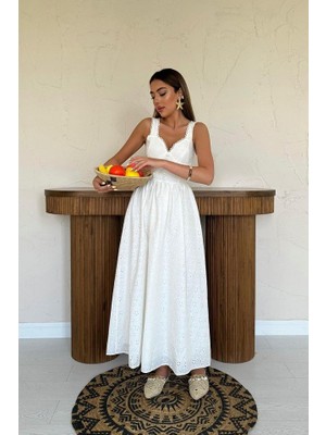 Ekru Dantel Detaylı Askılı Elbise