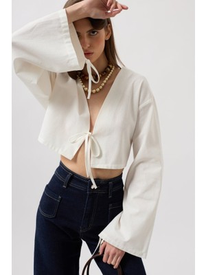 Bağlama Detay Uzun Kol Bluz