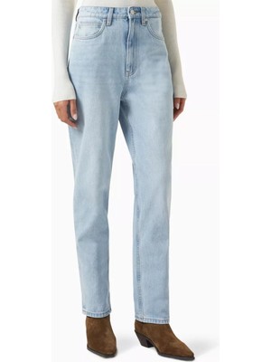 Mom-Fit Jean, Mavi Denim, Rahat ve Zamansız Kesim