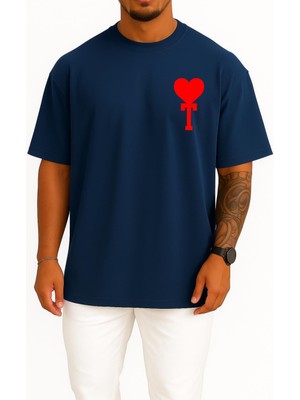 Oversize Kalp ve T Harfi Cep Tasarımlı Unisex T-Shirt