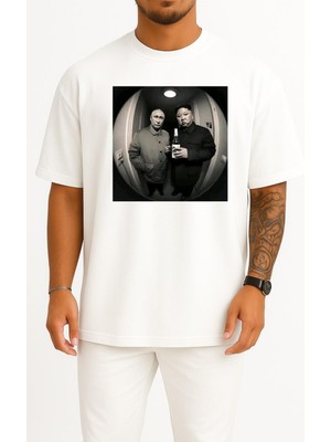 Oversize Putin ve Kim Jong Un Göğüs Tasarımlı Unisex T-Shirt