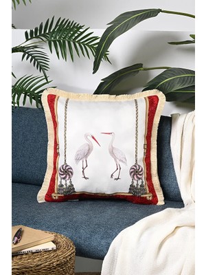 Kırmızı Çerçeveli Leylek Tasarımlı Saçaklı Kadife Kırlent Kılıfı - 43X43CM