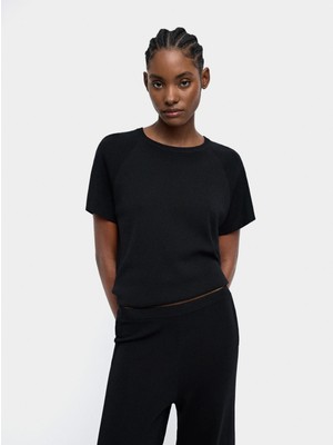 Yuvarlak Yaka Örgü Tişört