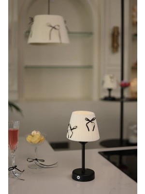 Krem Kadife Süet Siyah Fiyonk Kablosuz Şarjlı Masa Lambası - Alt Uzun Siyah