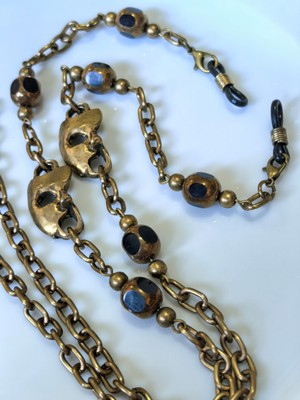 Thinblack Otantik Gözlük Zinciri Antik Atın Rengi Zincirli Mask Figürlü Gerçek Kristal Taşlı  Gözlük Askısı