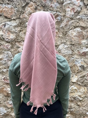 Püsküllü Yazma – Pamuklu, Şık ve Rahat Kullanım