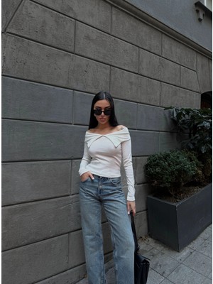 Kelebek Yaka Uzun Kol Bluz Beyaz