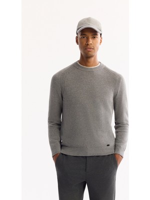 AVVA Erkek Gri Bisiklet Yaka Soft Touch Dokulu Triko Regular Fit Kazak A52Y5050