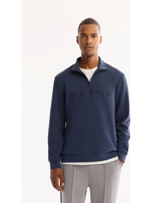 Avva Erkek Açık Lacivert Dik Yaka Fermuarlı Soft Touch Baskılı Regular Fit Sweatshirt A52Y1281