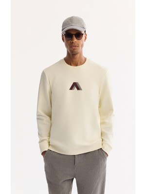 AVVA Erkek Ekru Bisiklet Yaka Pamuklu Bi-Stretch Baskılı Regular Fit Sweatshirt A52Y1305