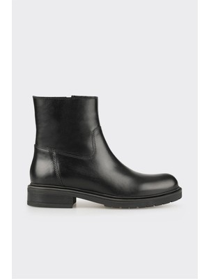 Siyah Deri Kadın Günlük Bot