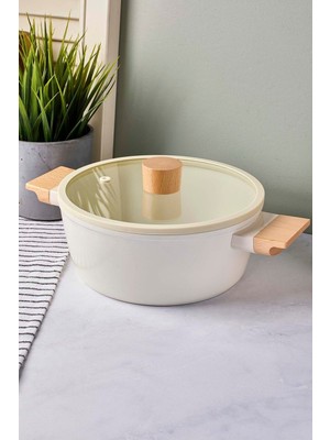 Cookwood Beige Indüksiyon Tabanlı Ahşap Kulplu Kapaklı Seramik Derin Tencere 20 cm