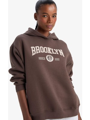 DeFacto Airtech NBA Brooklyn Nets Oversize Geniş Kalıp Kapüşonlu Sporcu Sweatshirt E9763AX25AU