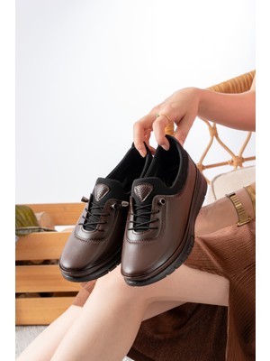 Slipcat Kadın Ciltli Lastikli Detaylı Anne Ayakkabısı Günlük Ayakkabı Babet