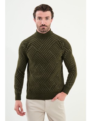 Desenli Slim Fit Yarım Balıkçı Yaka Şönil Kumaş Erkek Triko Kazak