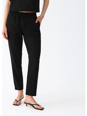 Qua Home Nua Kadın Modal Chino Pantolon Siyah Normal Bel ile Casual Stil Sunuyor