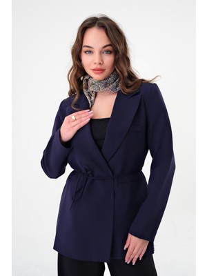 Kadın Lacivert Bel Bağlamalı Blazer Ceket