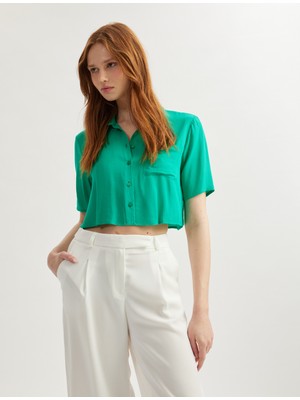 Koton Cep Detaylı Kısa Kollu Viskon Crop Oversize Gömlek