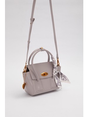 930459 Önden Fiyonk Detaylı Hem Şık Hem Spor Premium Çanta #08-25#